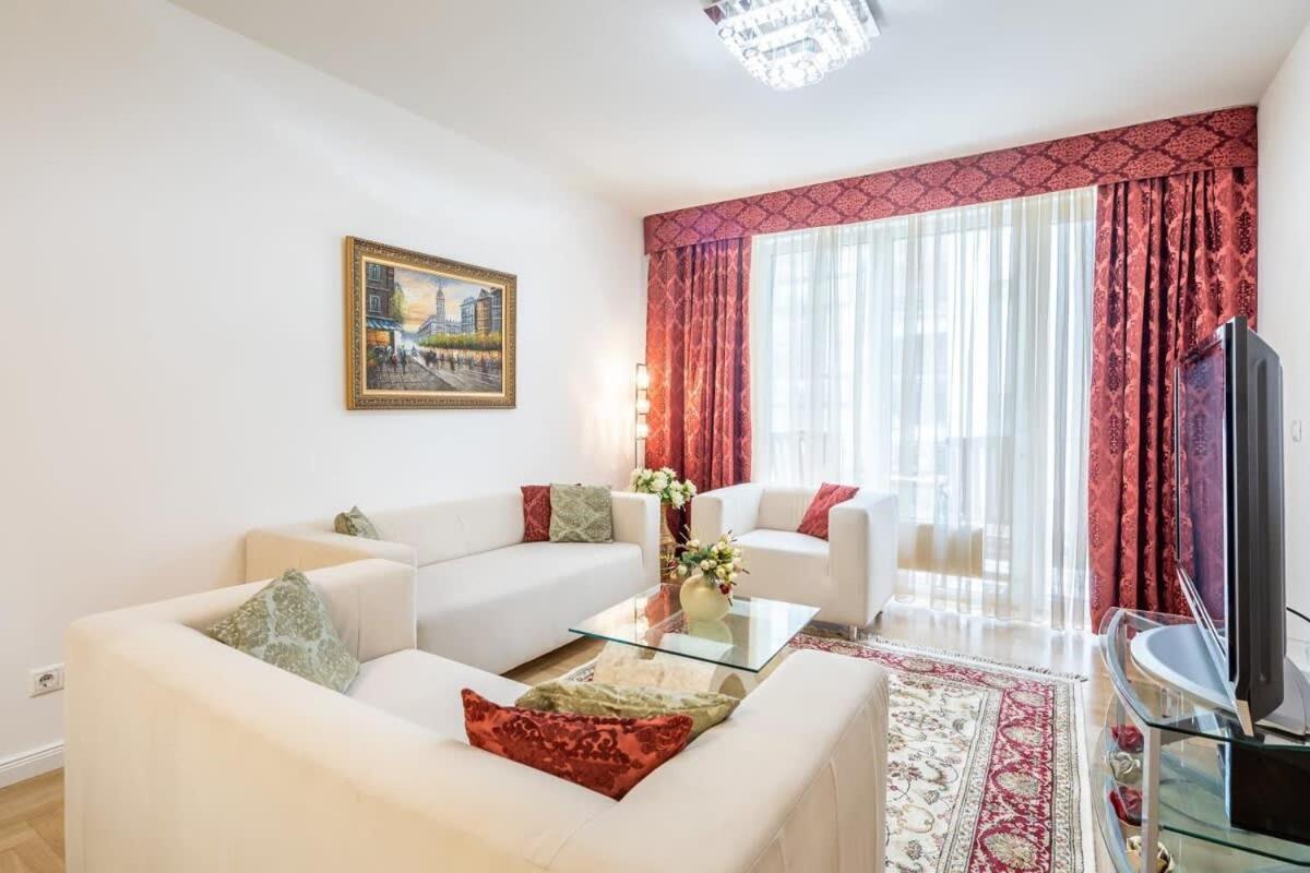 Homey Apartment With Ac And Balcony 부다페스트 외부 사진